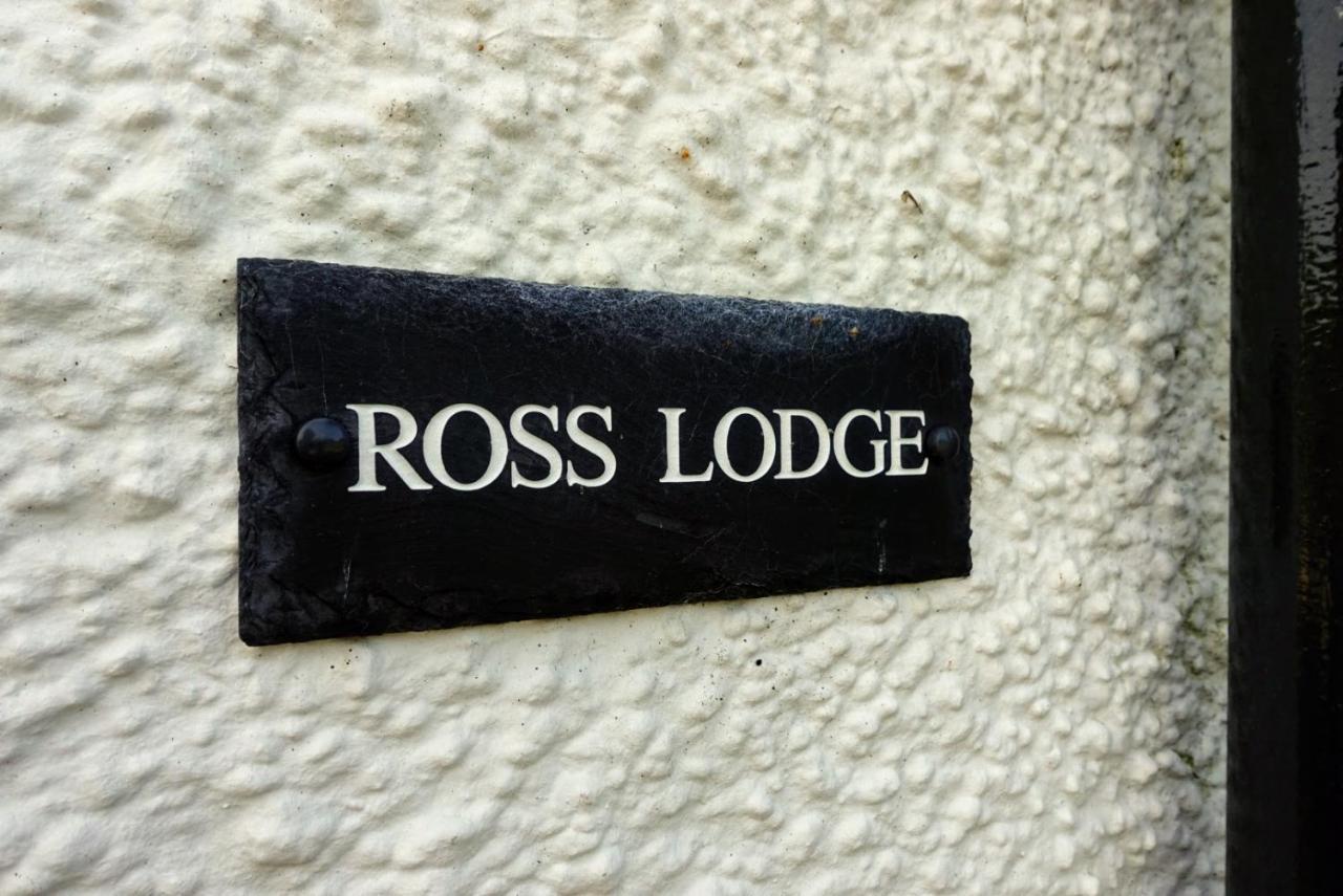 Ross Lodge Comrie Exterior foto